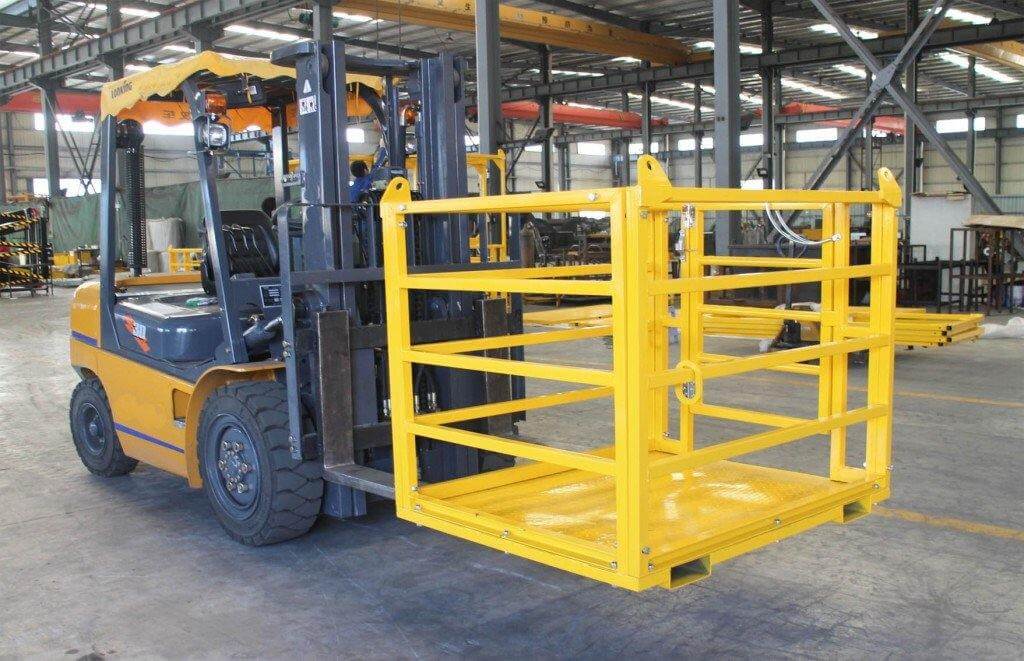 Fork Truck Attachment Cage Working Platform / Cage AK360 For Forklift,
